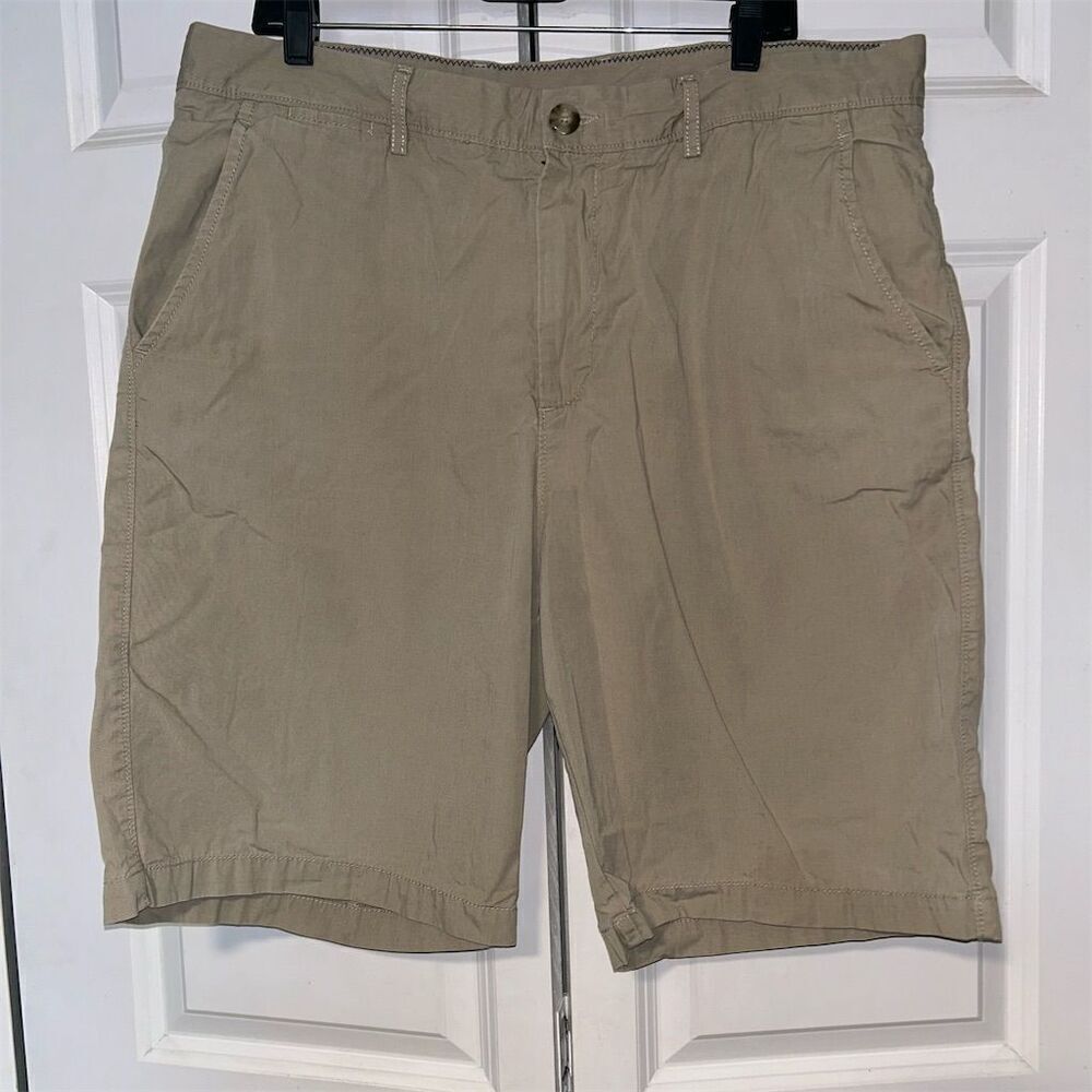 Johnnie-O Men's Khaki Chino Shorts Size 38 Beige Casual Solid Flat Front